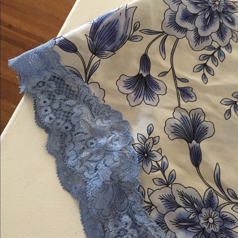 Spring Chemise - Picture 5 of 5